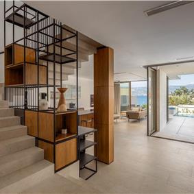 4-Bedroom Luxury Villa with Heated Pool, Ciovo near Trogir – Sleeps 8